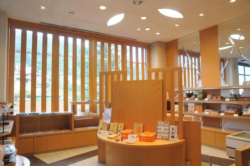 Yugawara Onsen Kawasegien Isuzu Hotel Atami  Εξωτερικό φωτογραφία